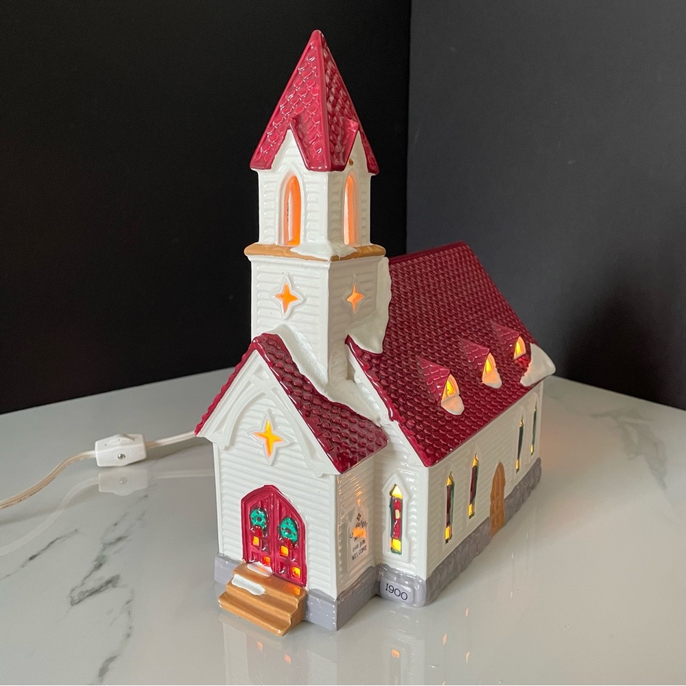 "Good Shepherd Chapel" Original Snow Village by Dept. 56 - Picture 4 of 16